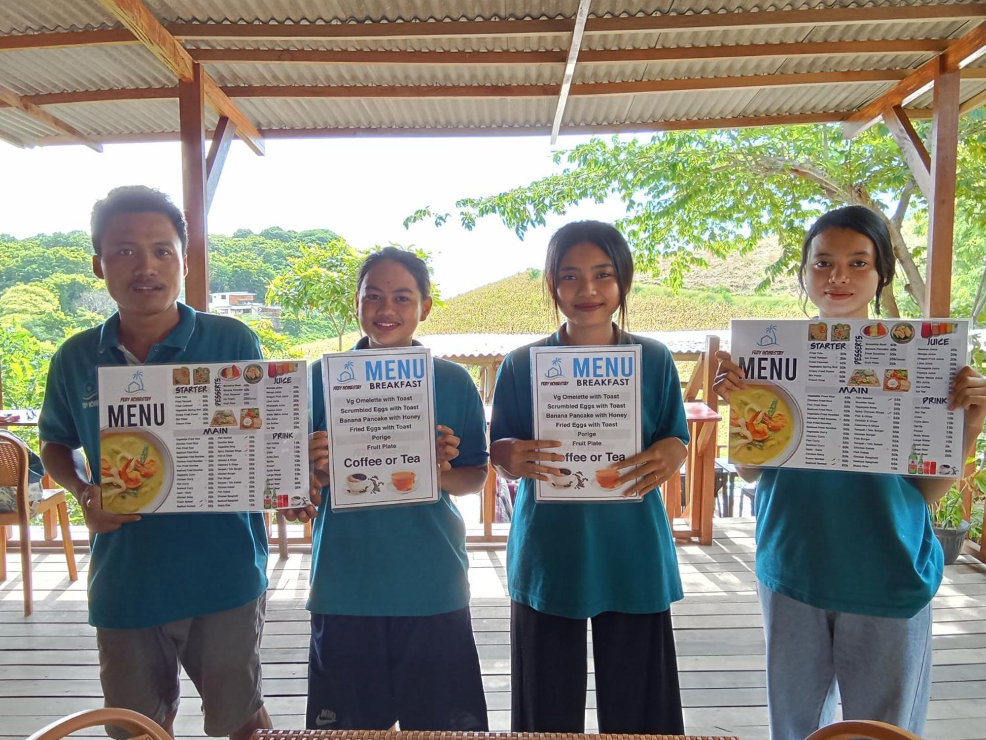 Feby'S Homestay Ekas Rum bild